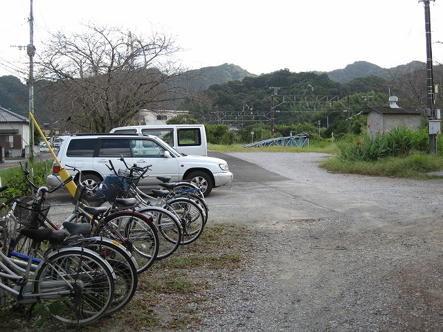 海崎駅駐車場